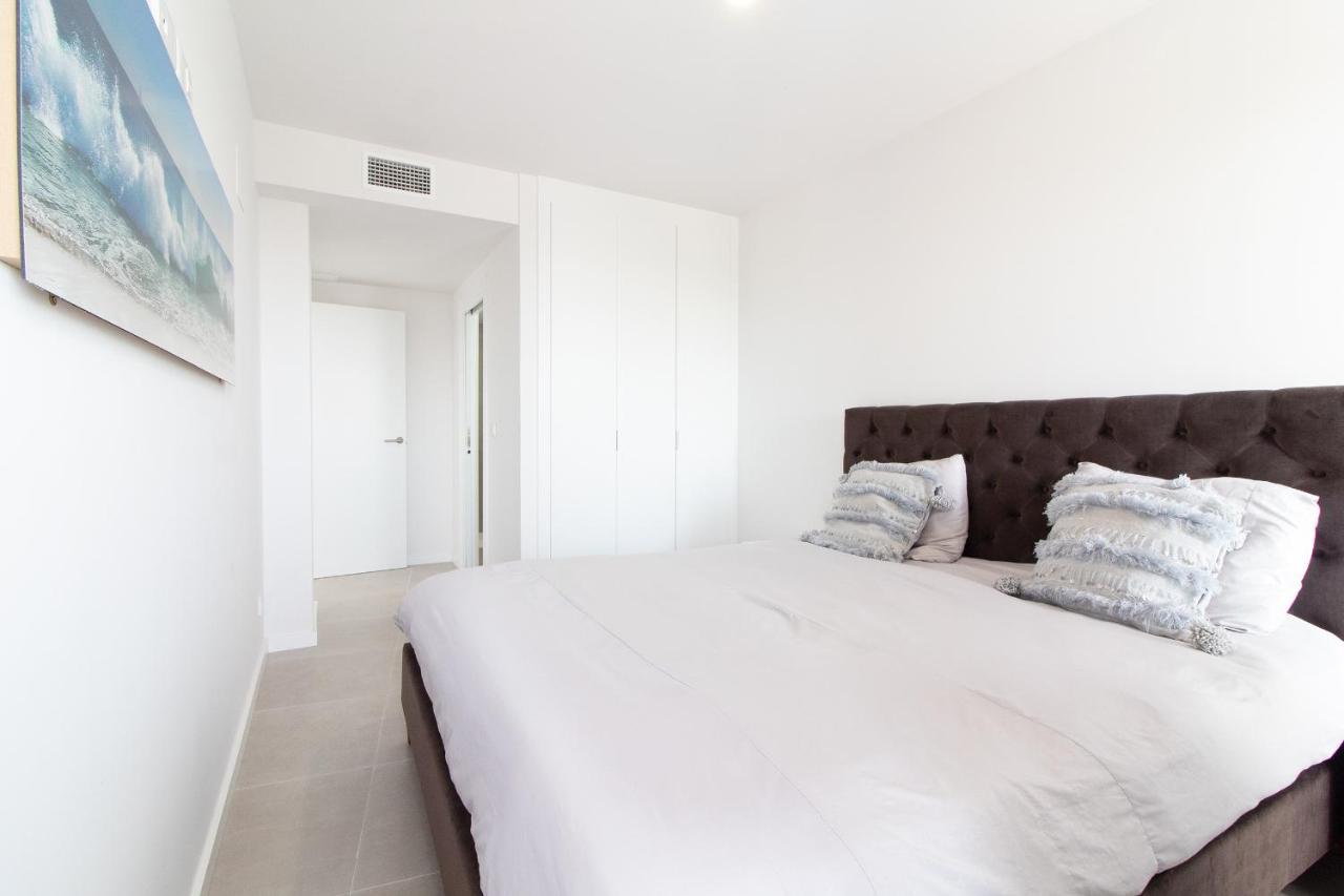 Global Properties, Apartamento De 2 Habitaciones Con Gran Terraza En Gran Canet Canet d'En Berenguer Bagian luar foto