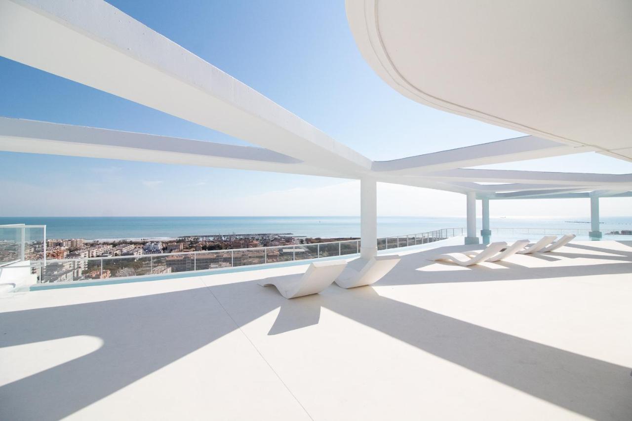 Global Properties, Apartamento De 2 Habitaciones Con Gran Terraza En Gran Canet Canet d'En Berenguer Bagian luar foto