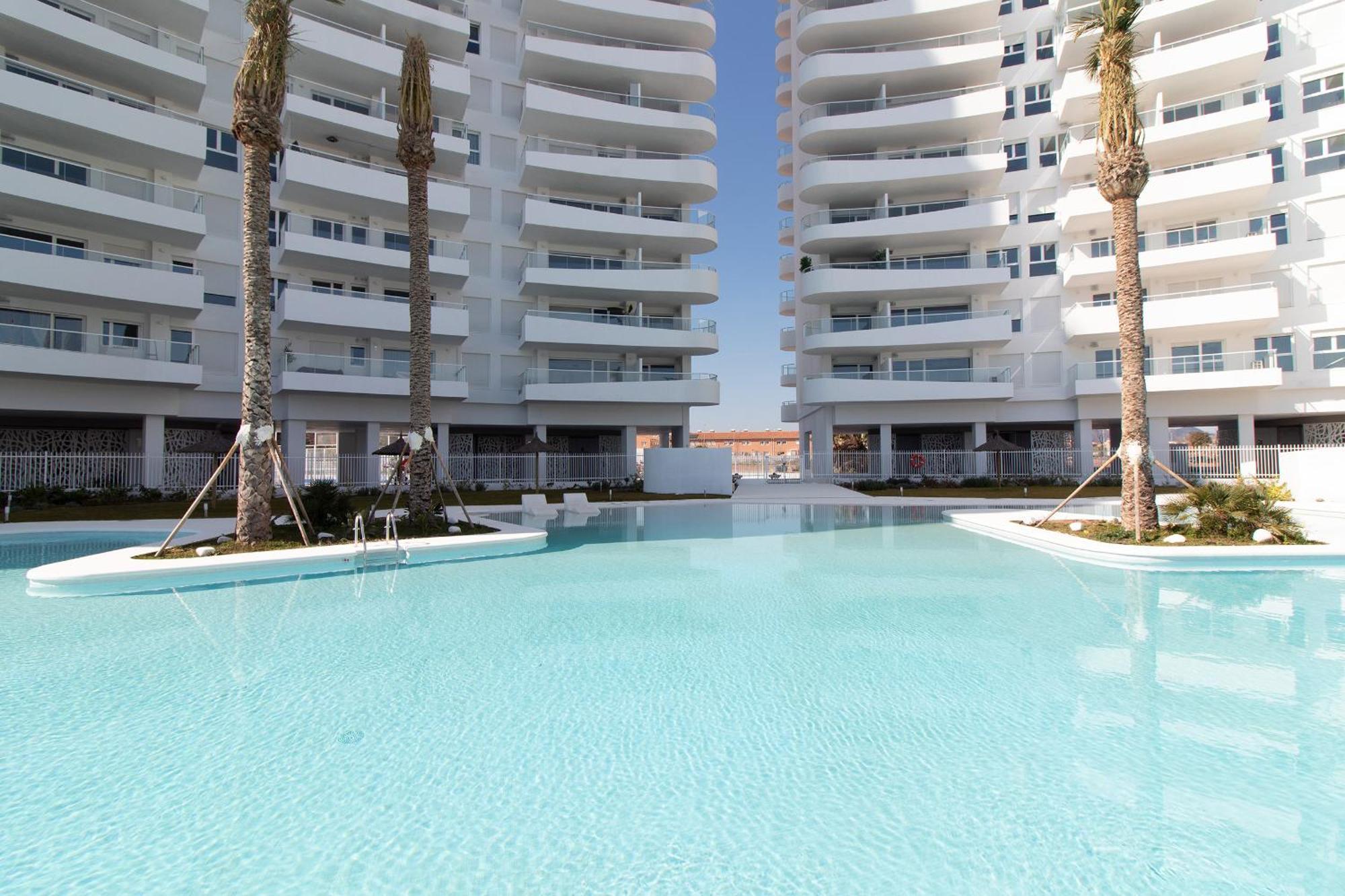 Global Properties, Apartamento De 2 Habitaciones Con Gran Terraza En Gran Canet Canet d'En Berenguer Bagian luar foto