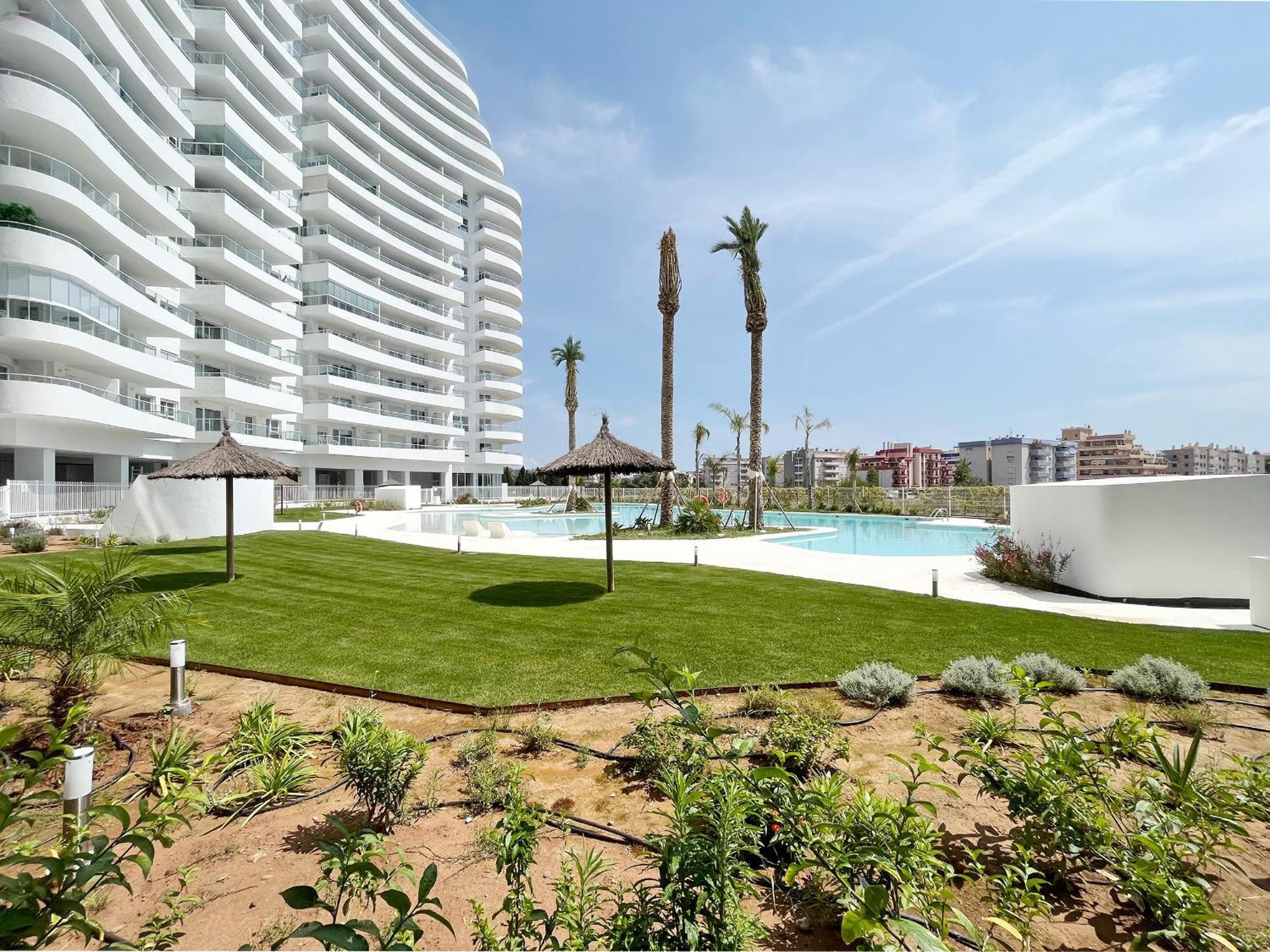 Global Properties, Apartamento De 2 Habitaciones Con Gran Terraza En Gran Canet Canet d'En Berenguer Bagian luar foto