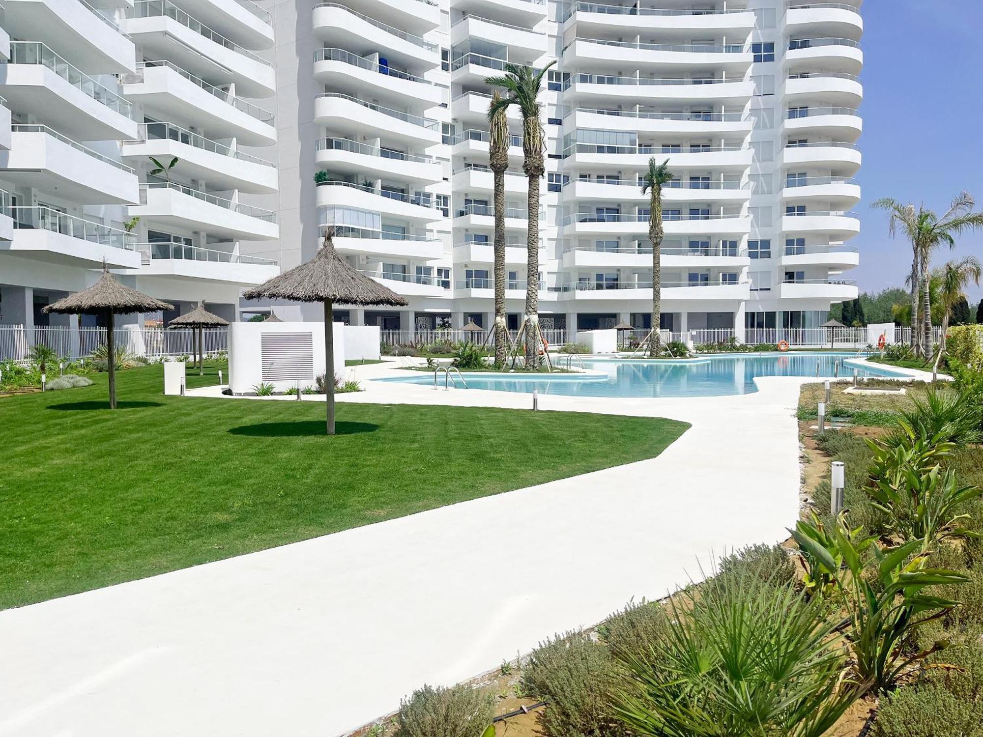 Global Properties, Apartamento De 2 Habitaciones Con Gran Terraza En Gran Canet Canet d'En Berenguer Bagian luar foto