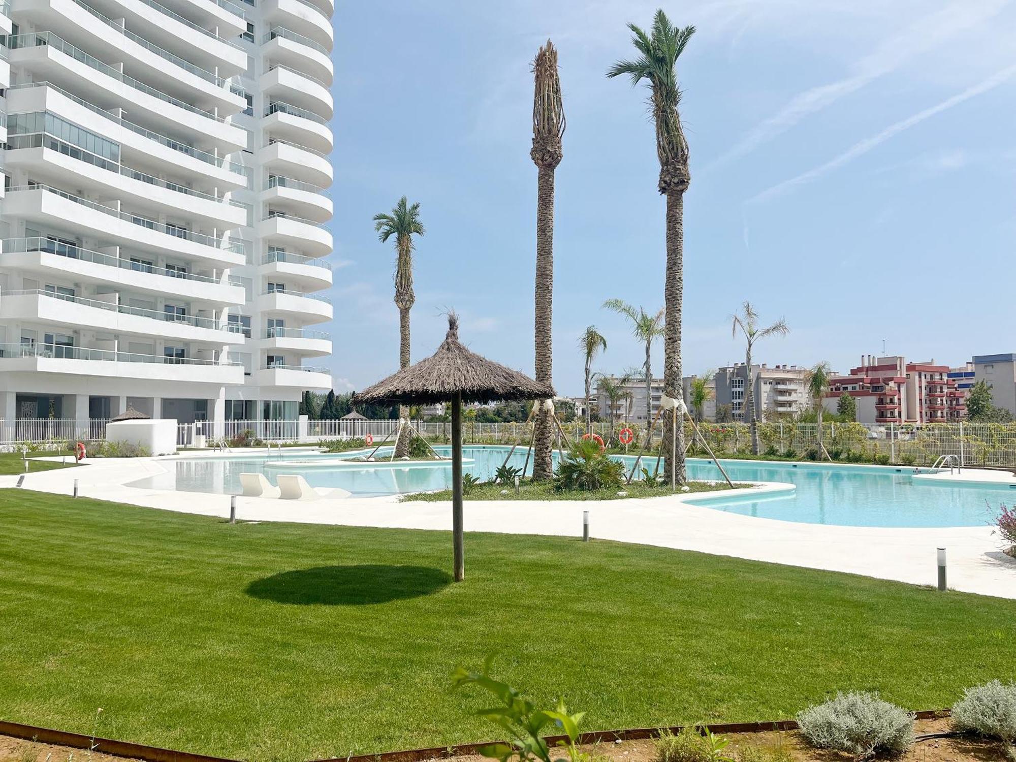 Global Properties, Apartamento De 2 Habitaciones Con Gran Terraza En Gran Canet Canet d'En Berenguer Bagian luar foto
